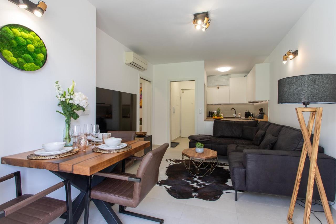Lucky Apartment โอมิช ภายนอก รูปภาพ