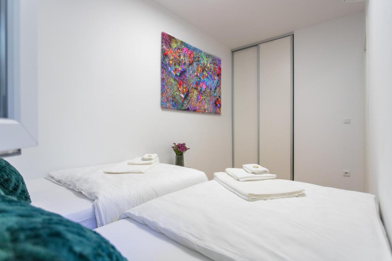 Lucky Apartment โอมิช ภายนอก รูปภาพ